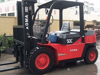 恭喜今日銷售部又出一單！廈工5.0T叉車壹臺